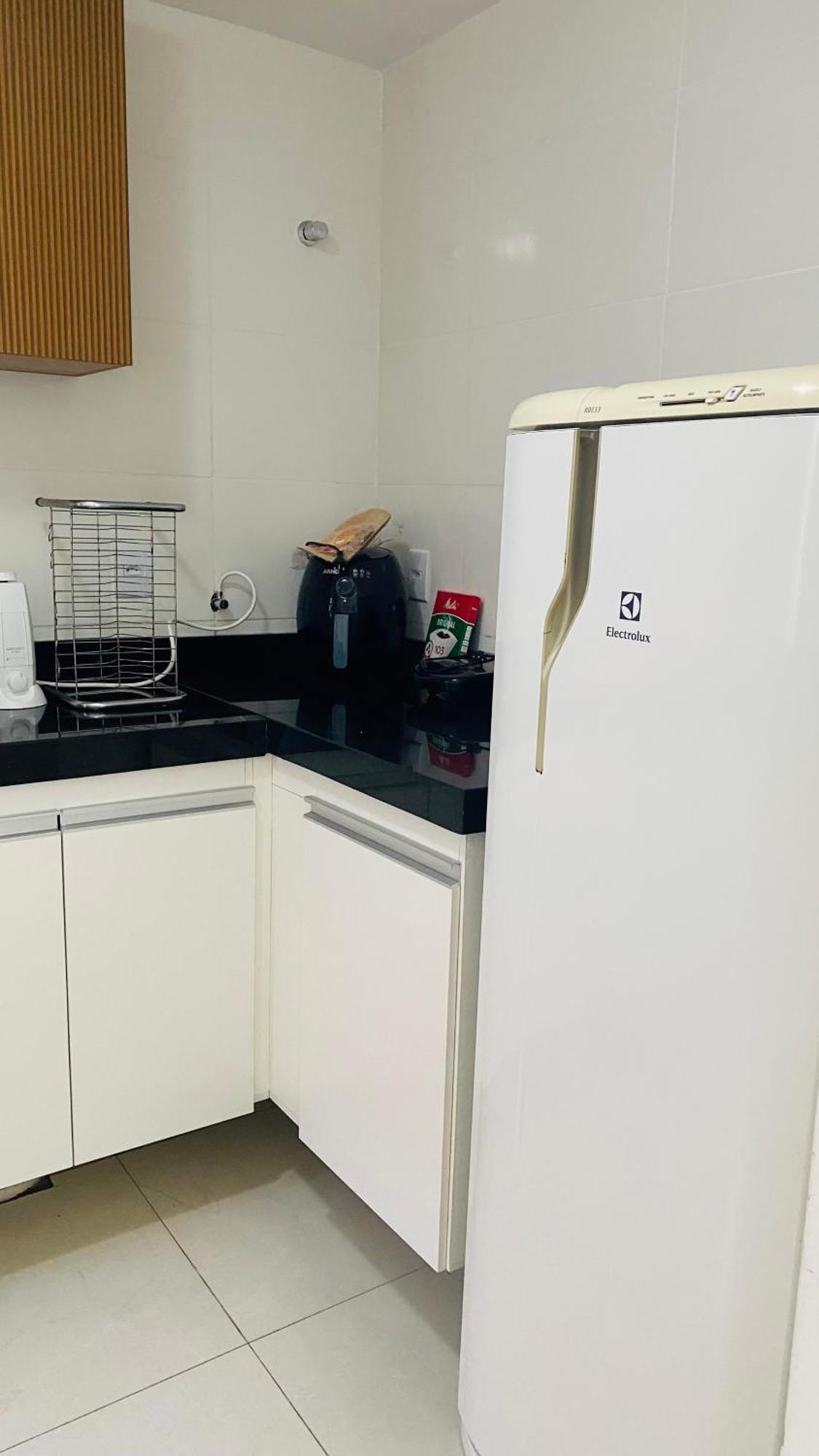 Apartamento Amplo E Confortavel Em 마카에 외부 사진